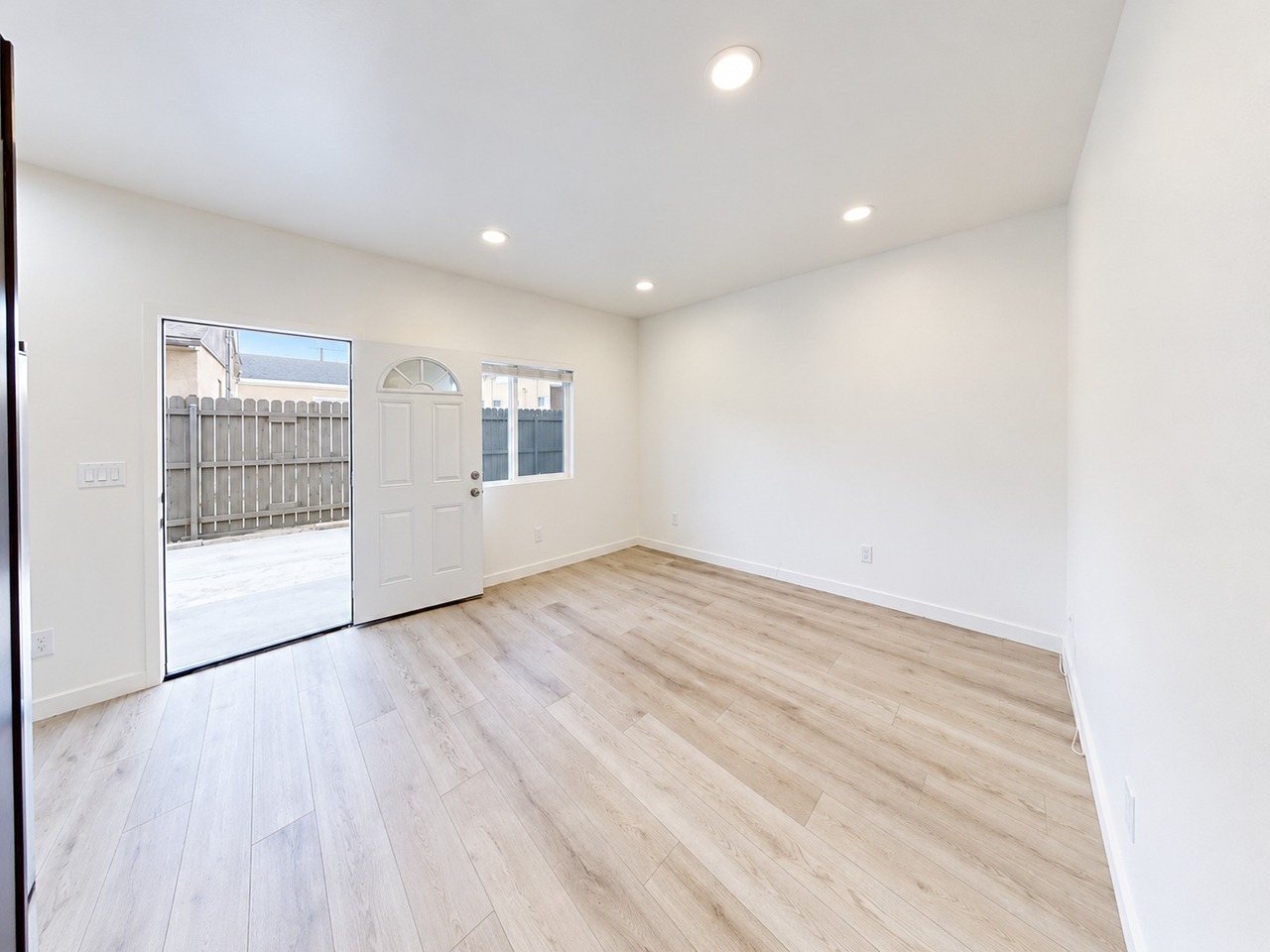 5708 Mary Lane Dr - Photo 5 of 17