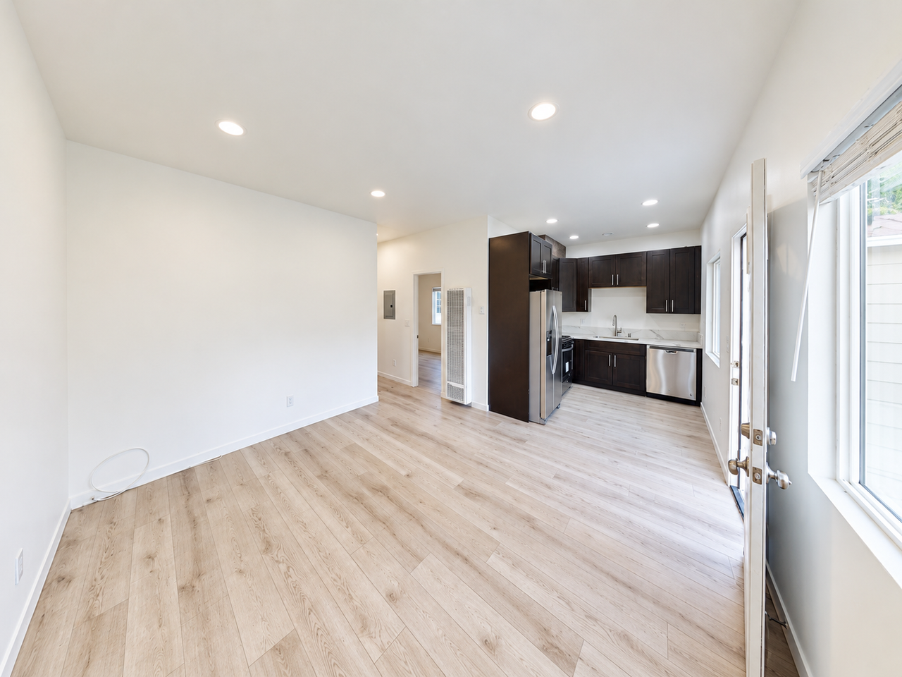 5708 Mary Lane Dr - Photo 7 of 17