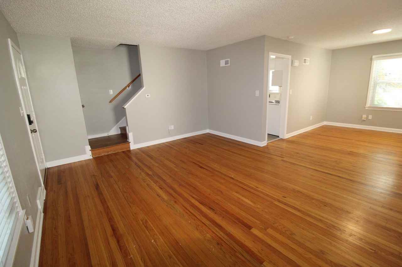 7616 Terrace St - Photo 3 of 10