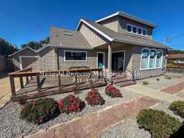 featured image of 261 Spruce Ave
