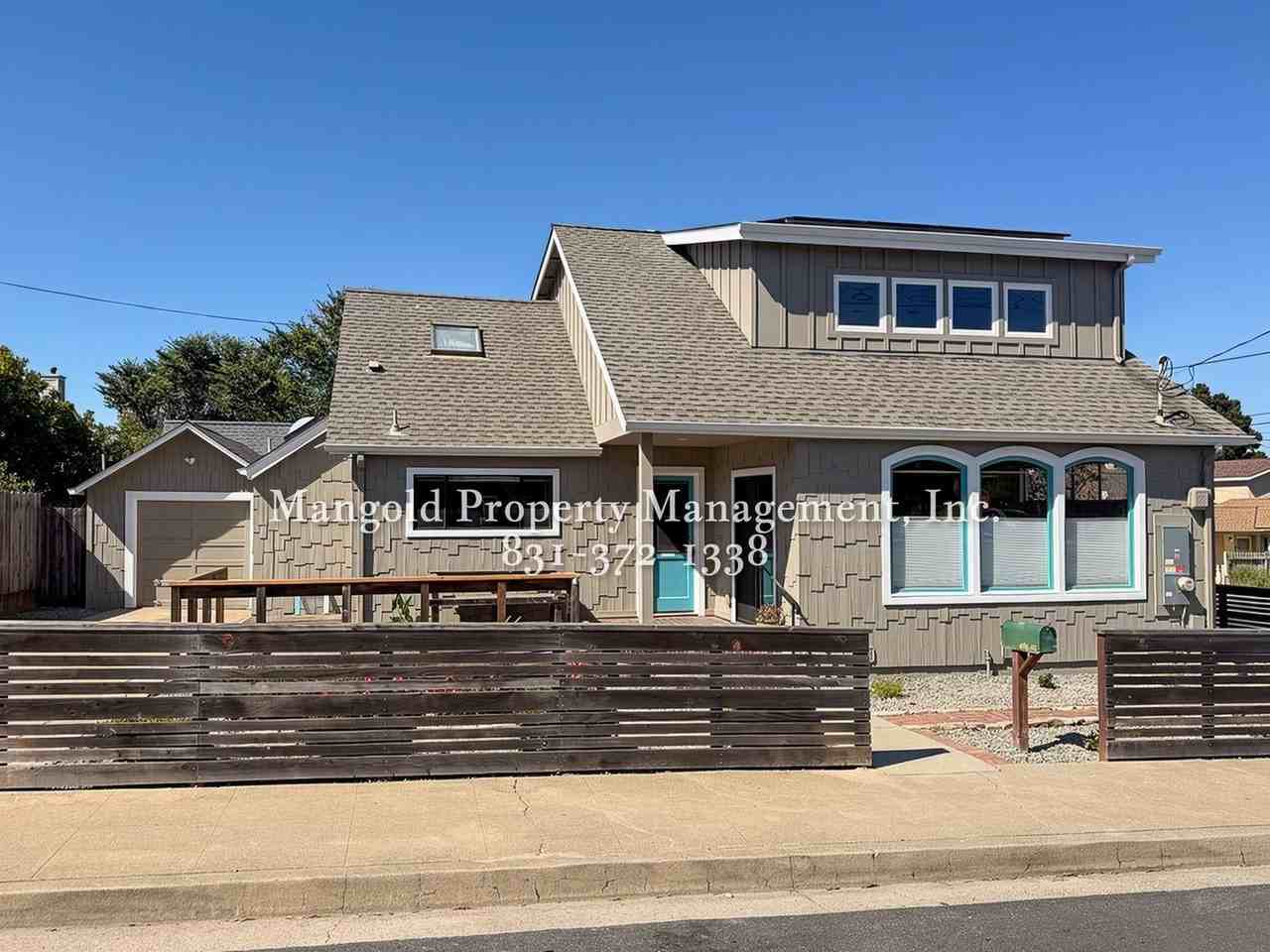 261 Spruce Ave - Photo 2 of 23