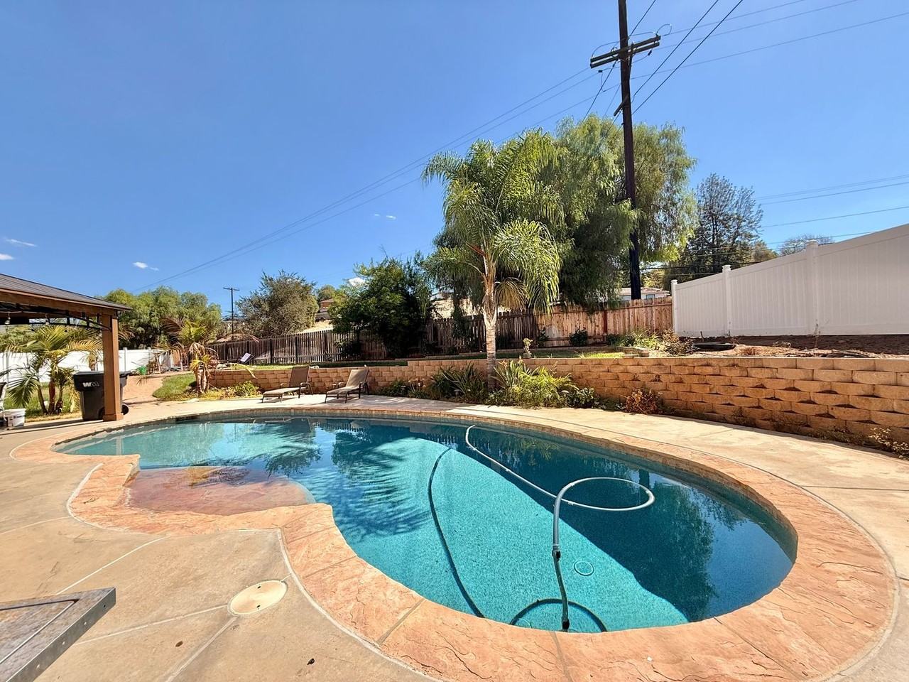 9150 Winter Gardens Blvd - Photo 2 of 5