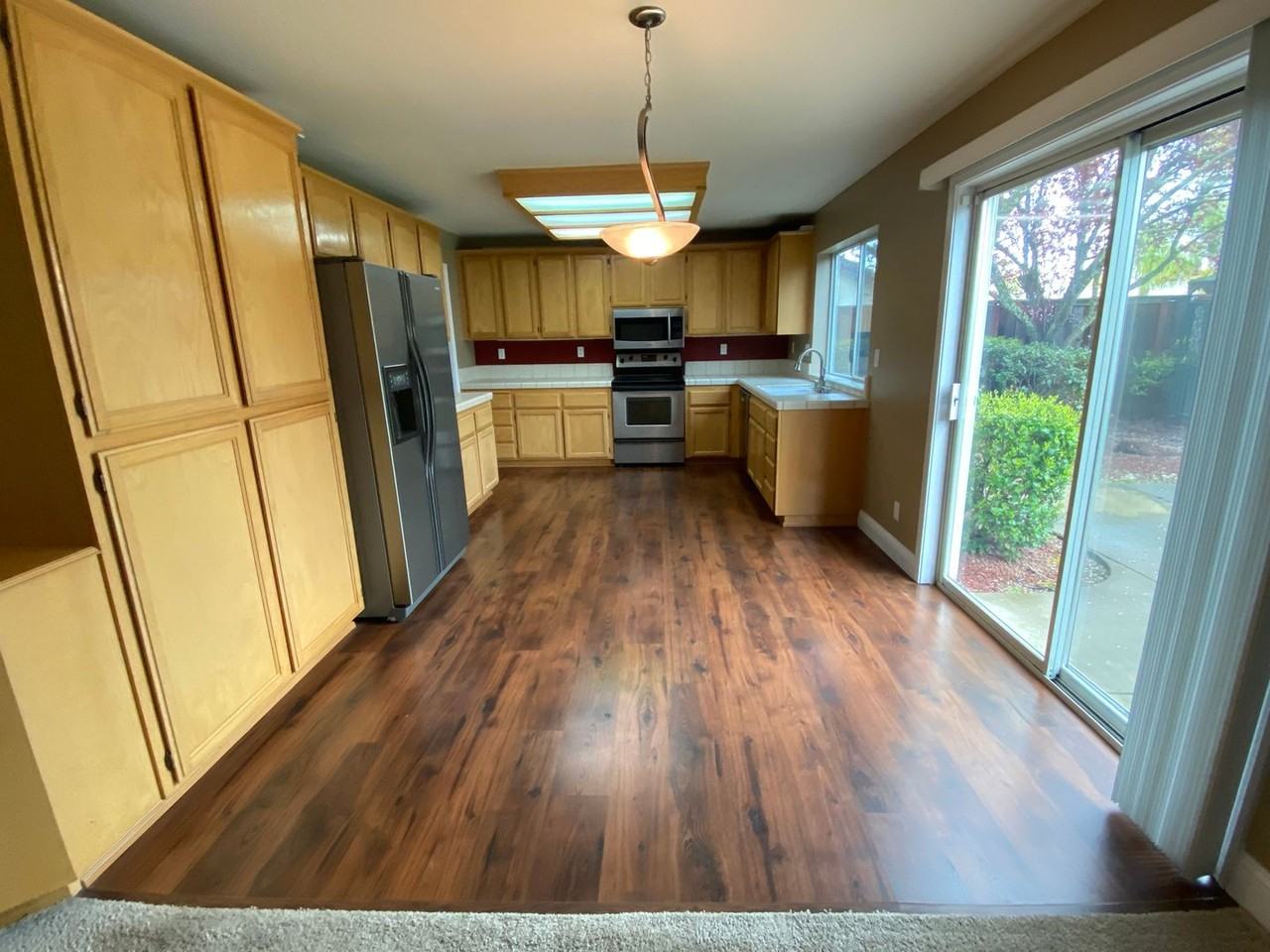 105 Honey Cook Cir - Photo 2 of 28