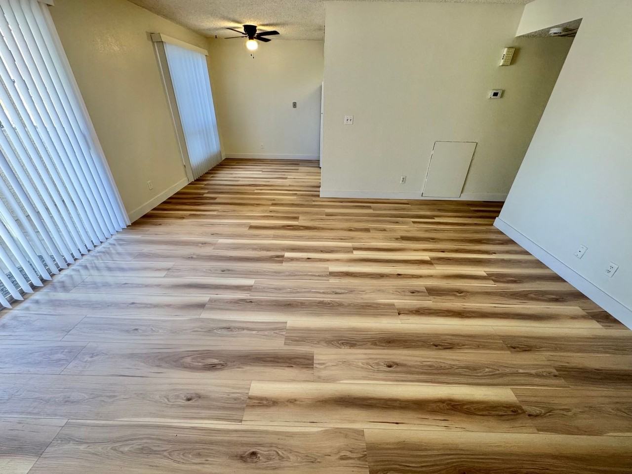 5012 Newport Cove Dr #B - Photo 4 of 19