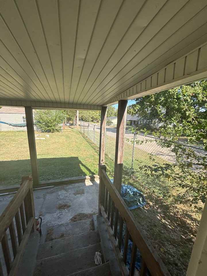 1501 W High St - Photo 4 of 20