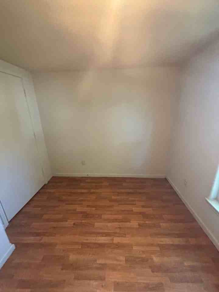 1616 W Florida St - Photo 6 of 16