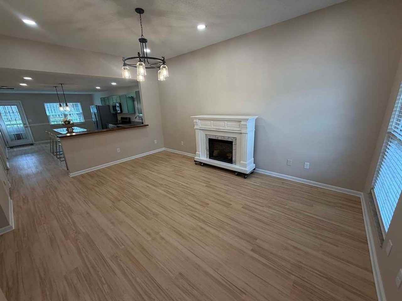 2319 Gorby Way - Photo 2 of 13