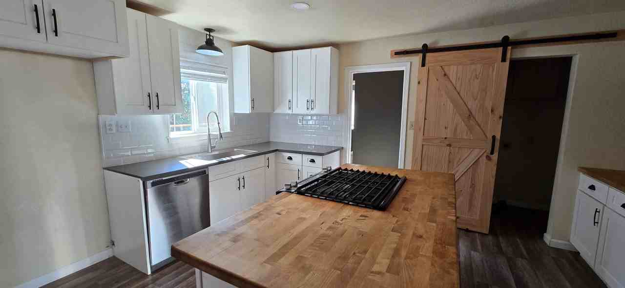 10601 Lime Kiln Rd - Photo 4 of 13