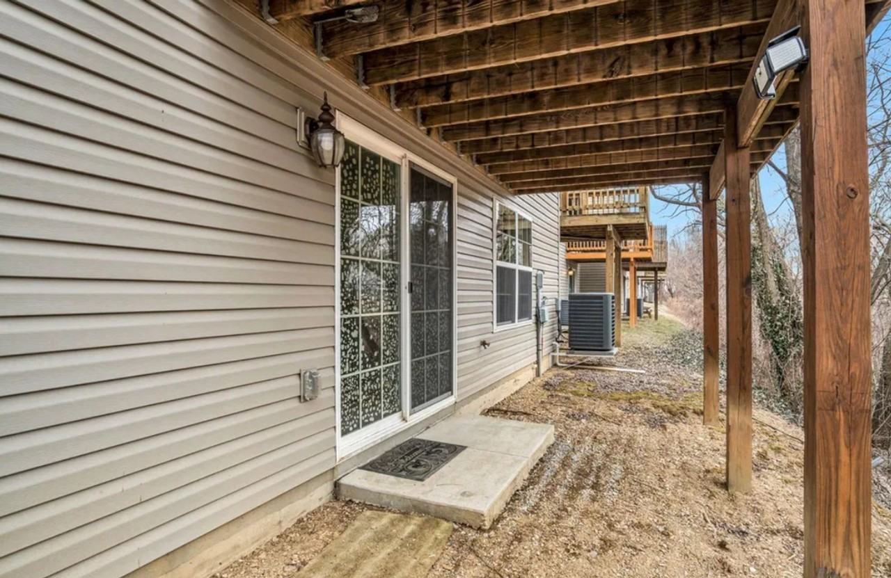 6111 Sawgrass Ct - Photo 4 of 30