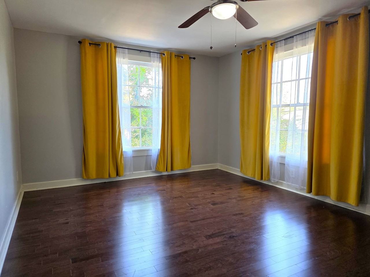 311 S Palmer Ave - Photo 5 of 25