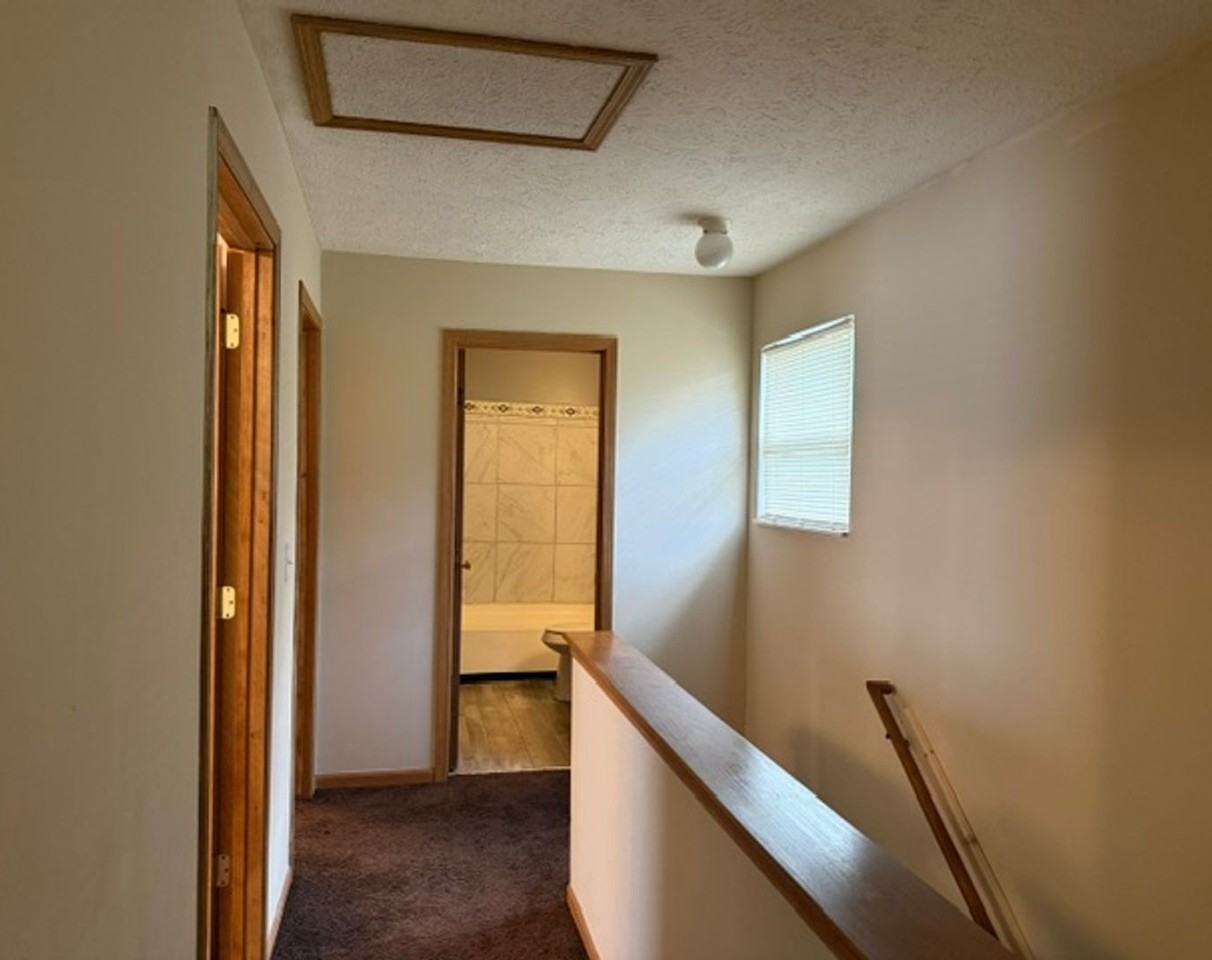 3381 E 135th St - Photo 4 of 21