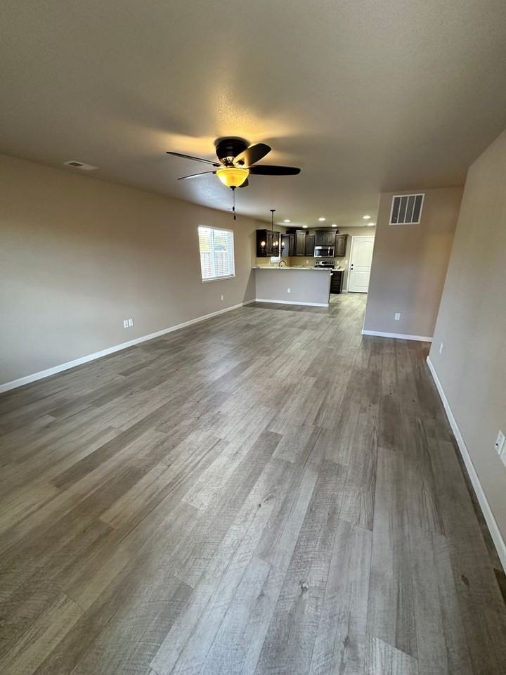 6011 Sycamore Rd - Photo 6 of 20