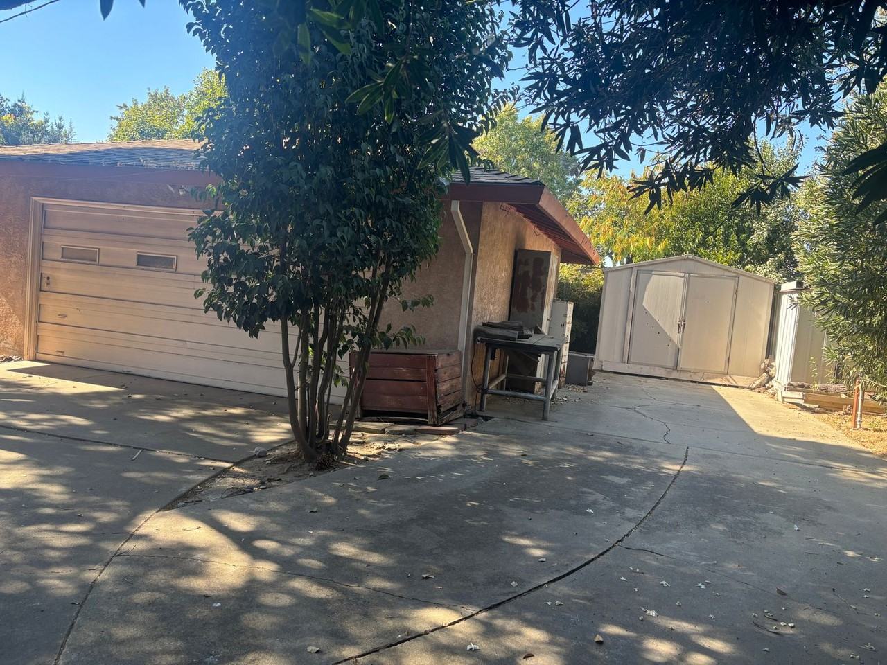 6866 Buena Terra Way - Photo 2 of 9