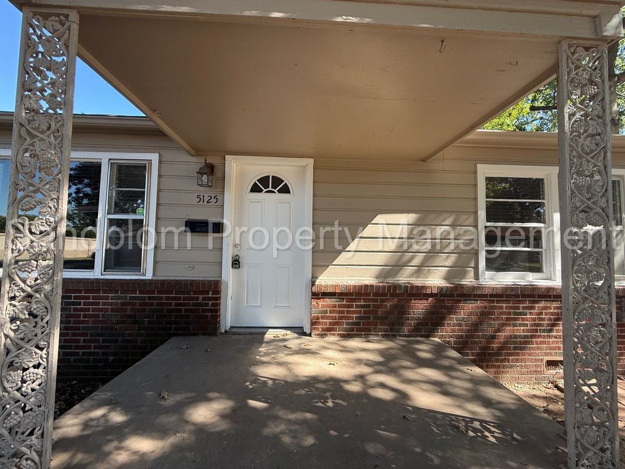 5125 S Saint Louis Ave - Photo 2 of 18