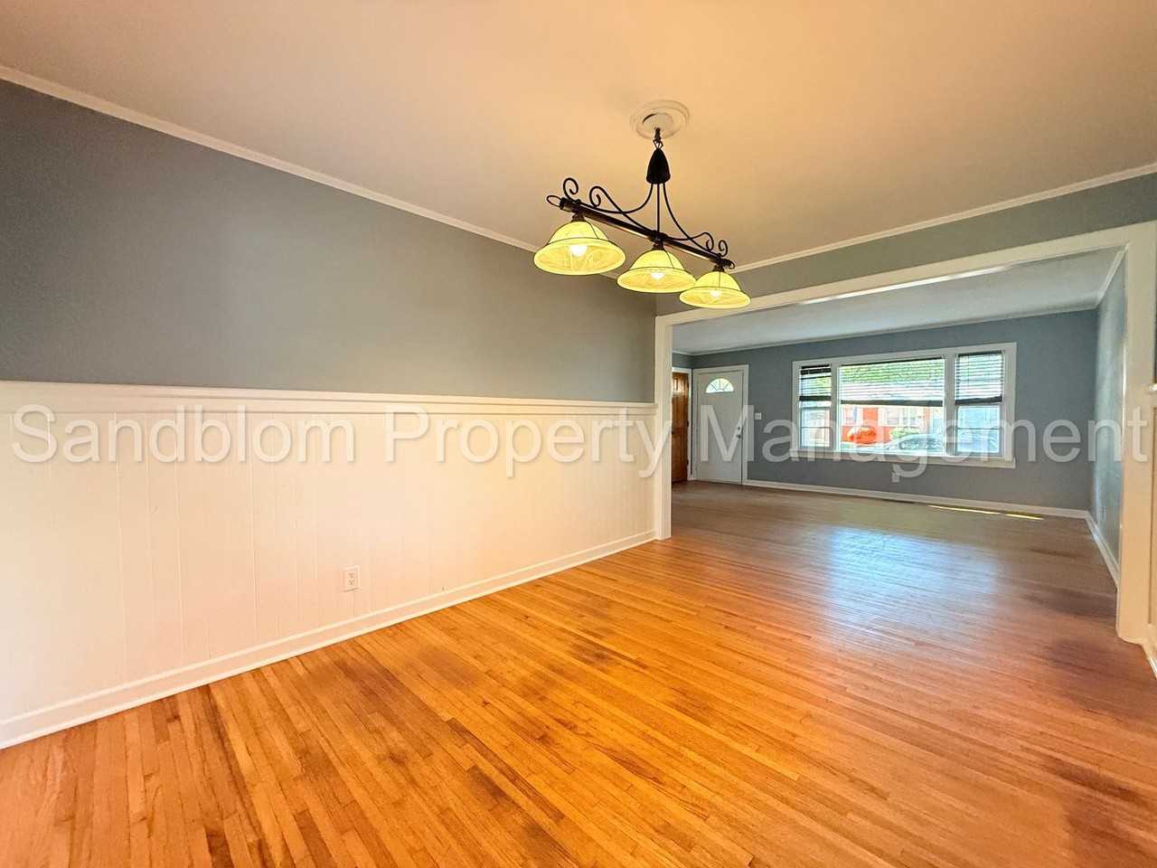 5125 S Saint Louis Ave - Photo 6 of 18