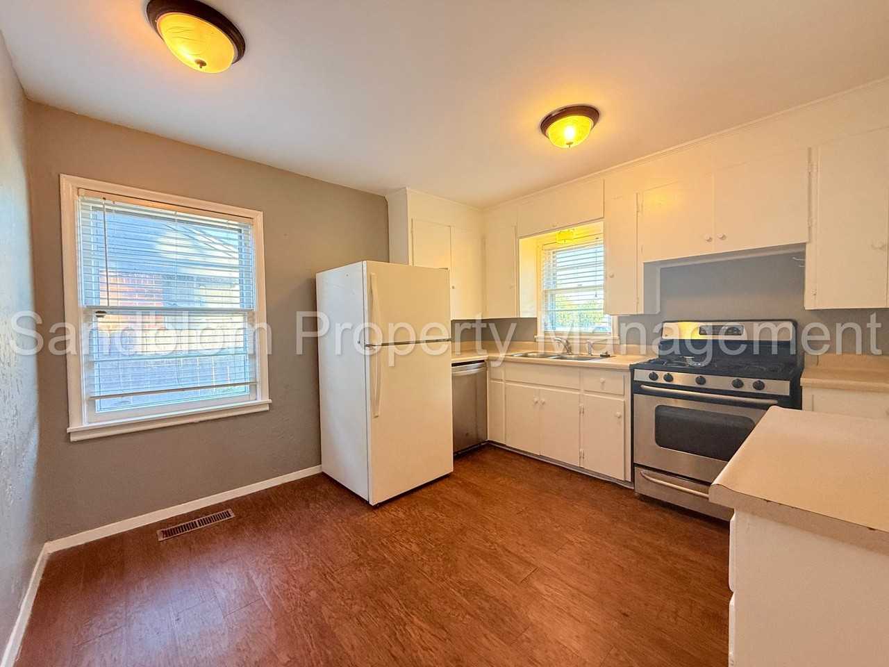 5125 S Saint Louis Ave - Photo 7 of 18