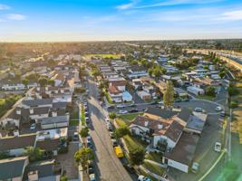 featured image of 8651 Gloria Ave