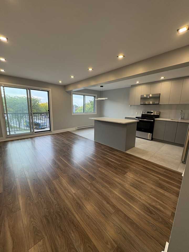 4905 Rue des Érables - Photo 5 of 13