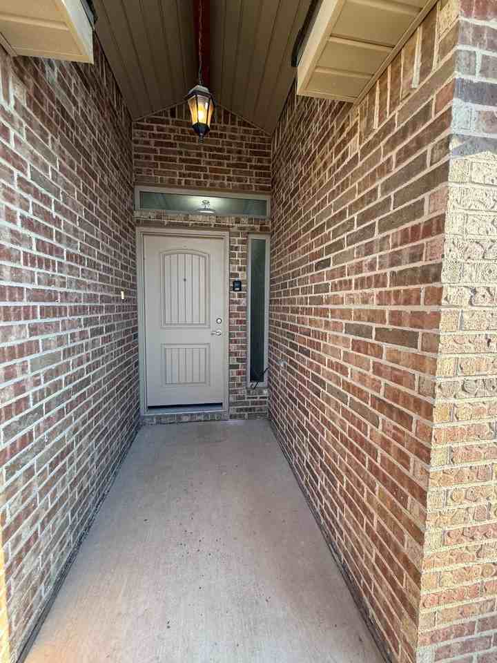 5907 Mile High Ln - Photo 5 of 45