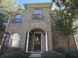 featured image of 124 Falls Grove Dr
