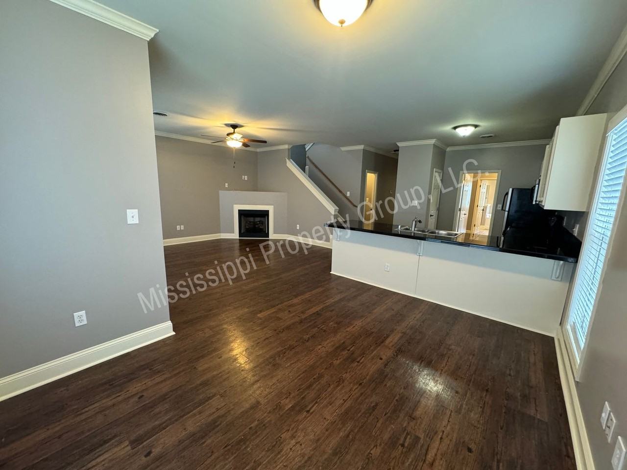 301 Shumard Cv - Photo 5 of 25