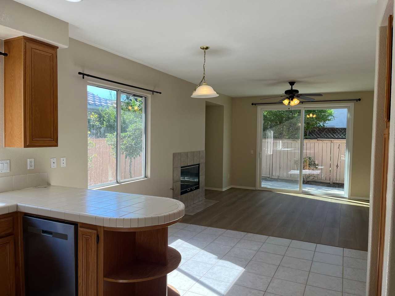 41879 Driver Ln - Photo 4 of 14