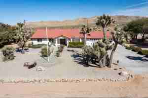 featured image of 9039 Hermosa Ave