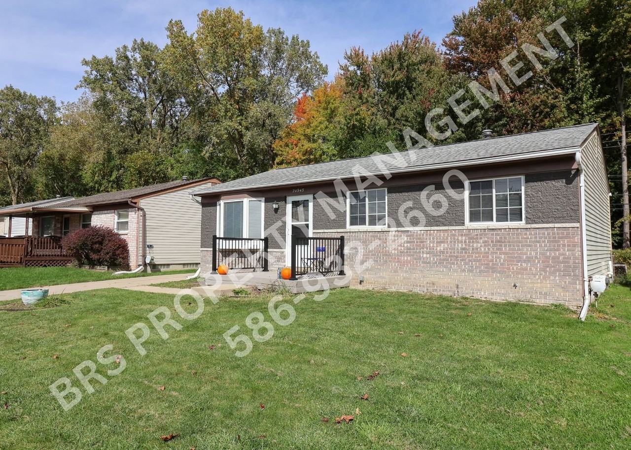 24945 Orchid St - Photo 3 of 21