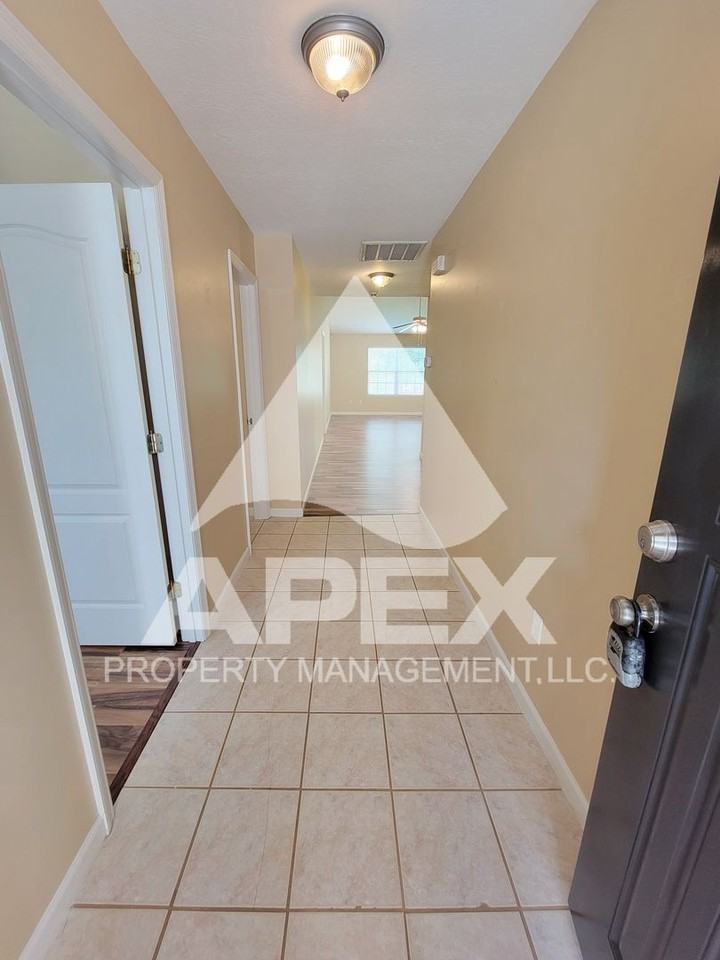 3253 Mountain Spring Way - Photo 2 of 24