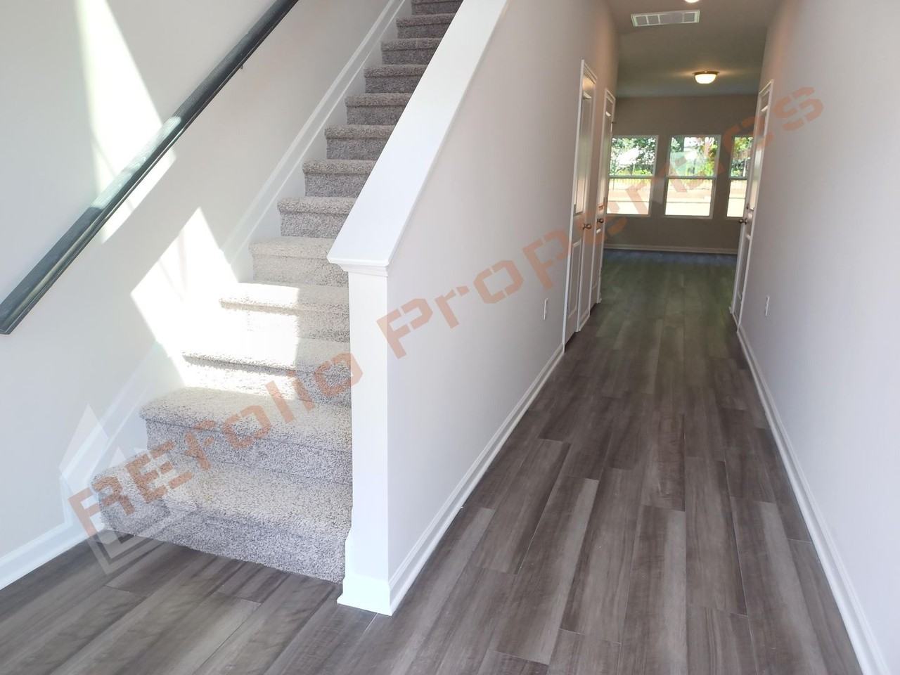 1009 Depot Dr - Photo 3 of 30