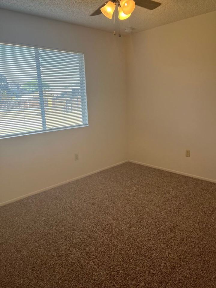 6709 Patton Way - Photo 4 of 10