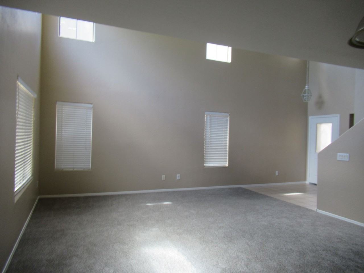 369 E Anastasia St - Photo 3 of 21