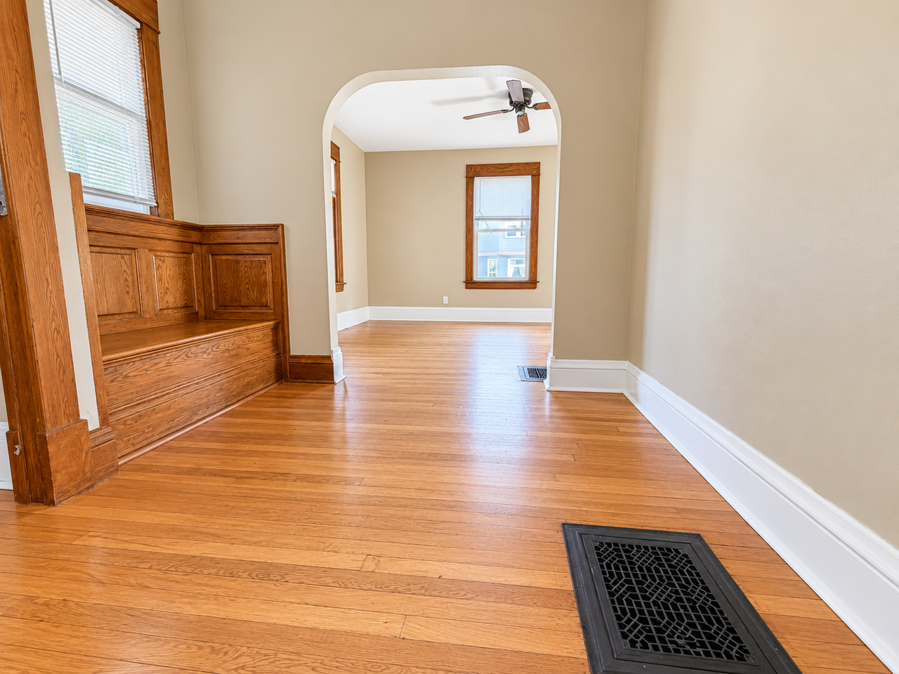 263 Maria Ave - Photo 4 of 23
