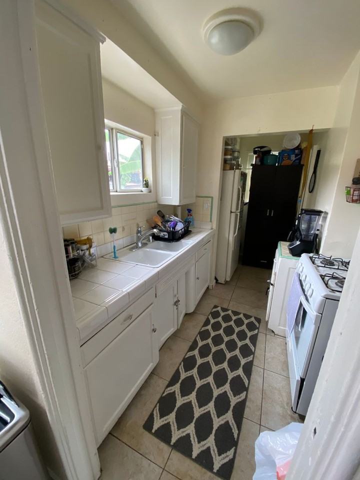 3713 Birch St - Photo 5 of 17