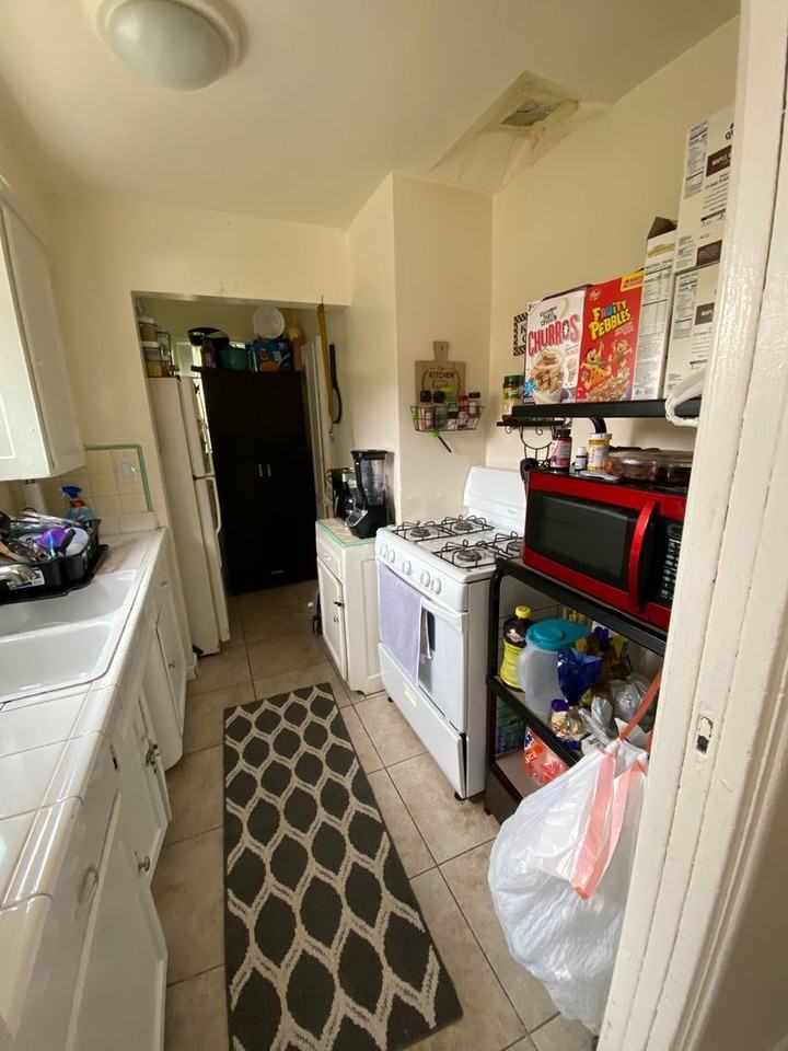 3713 Birch St - Photo 6 of 17