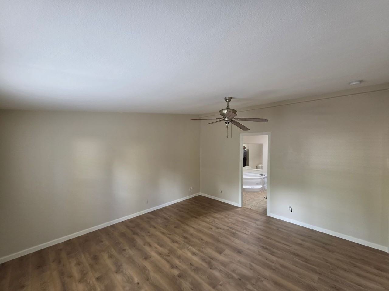 2385 W Rock Island Ave - Photo 7 of 29