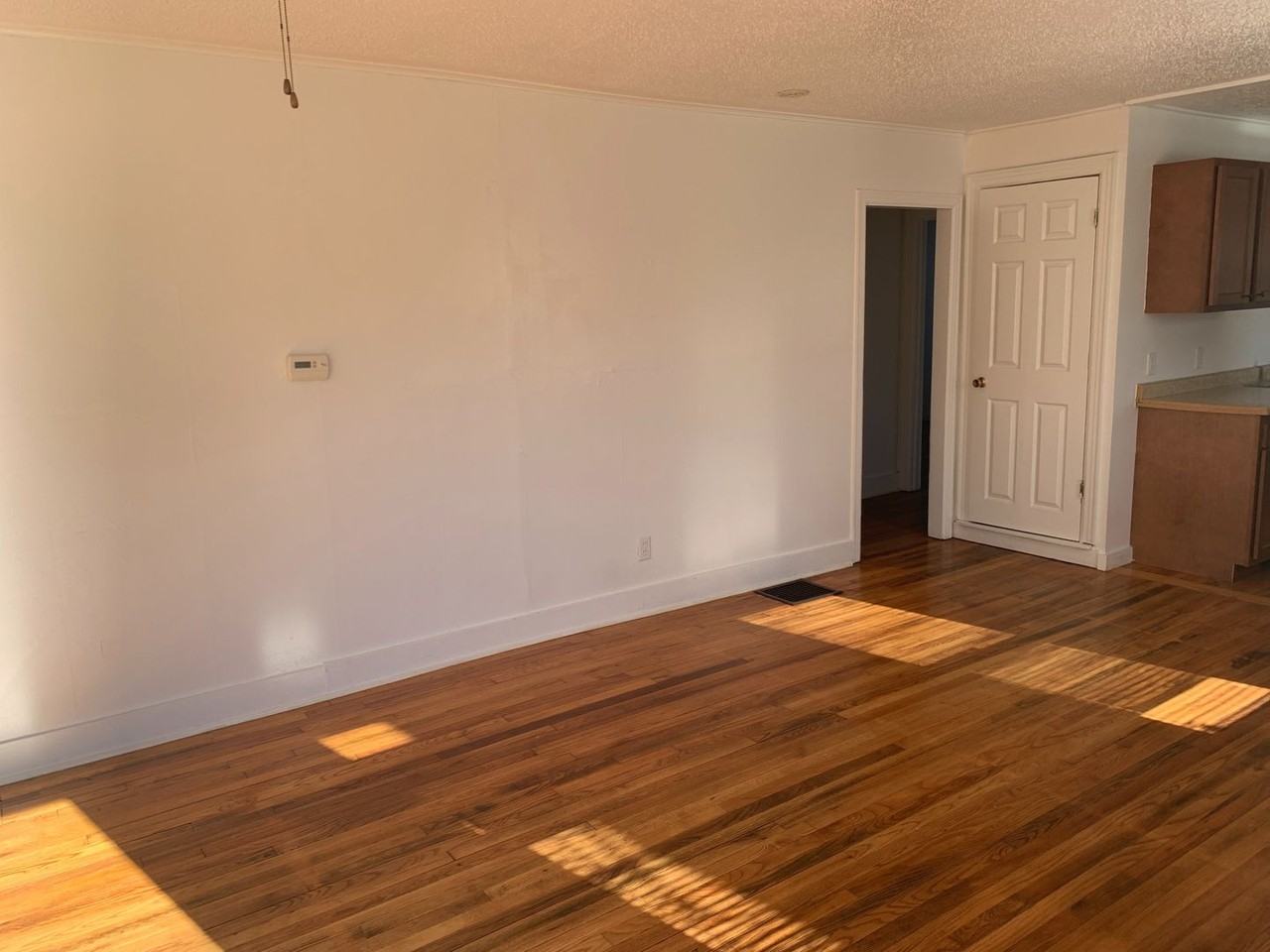 3421 Valley Dr - Photo 5 of 14