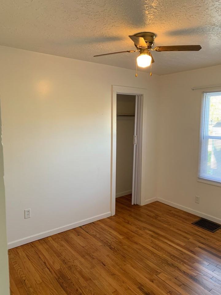 3421 Valley Dr - Photo 7 of 14