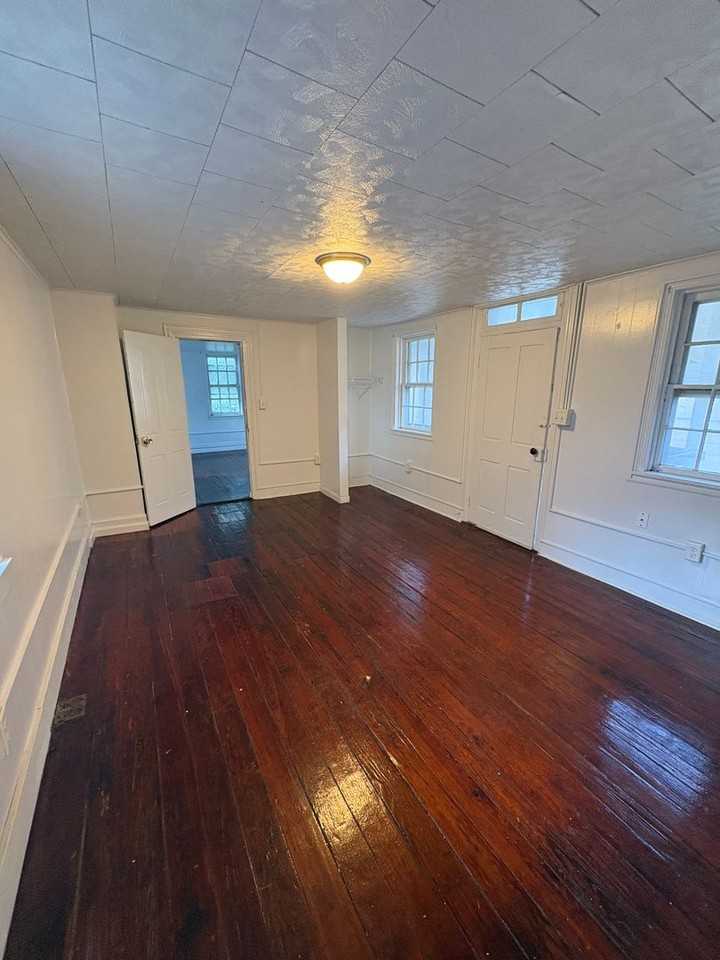 719 E Prospect St - Photo 5 of 23