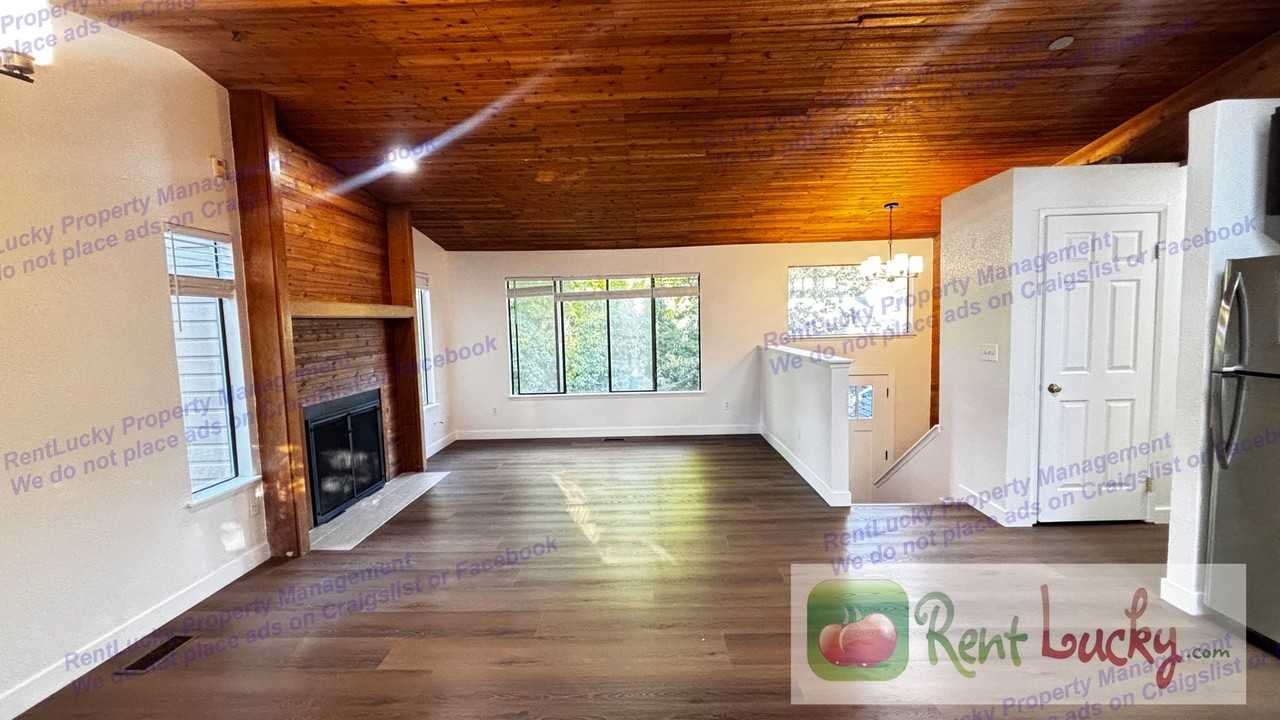 1743 211th Pl Ne - Photo 2 of 26