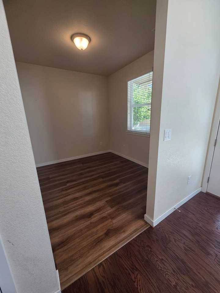 15677 E Broncos Pl - Photo 4 of 20