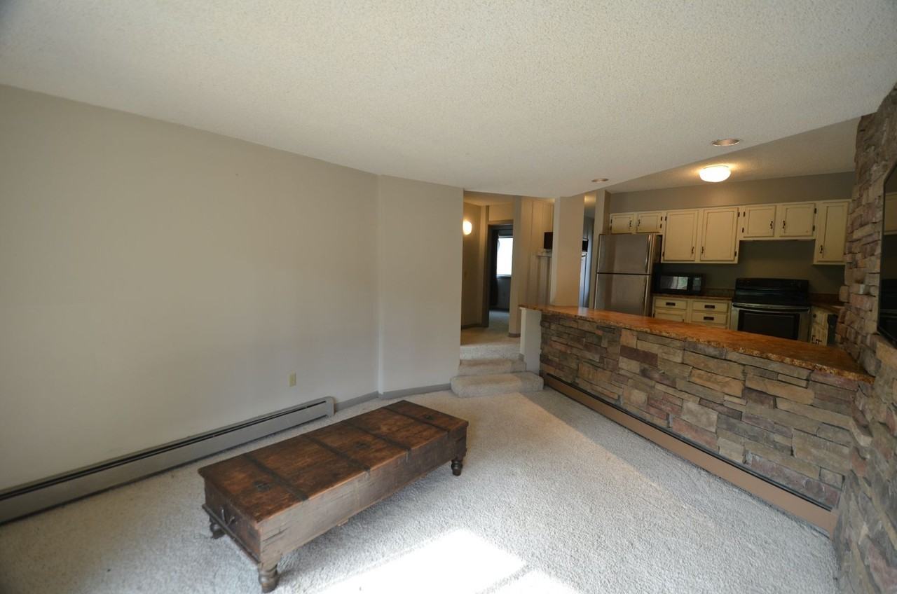 111 Powder Ridge Dr - Photo 7 of 26