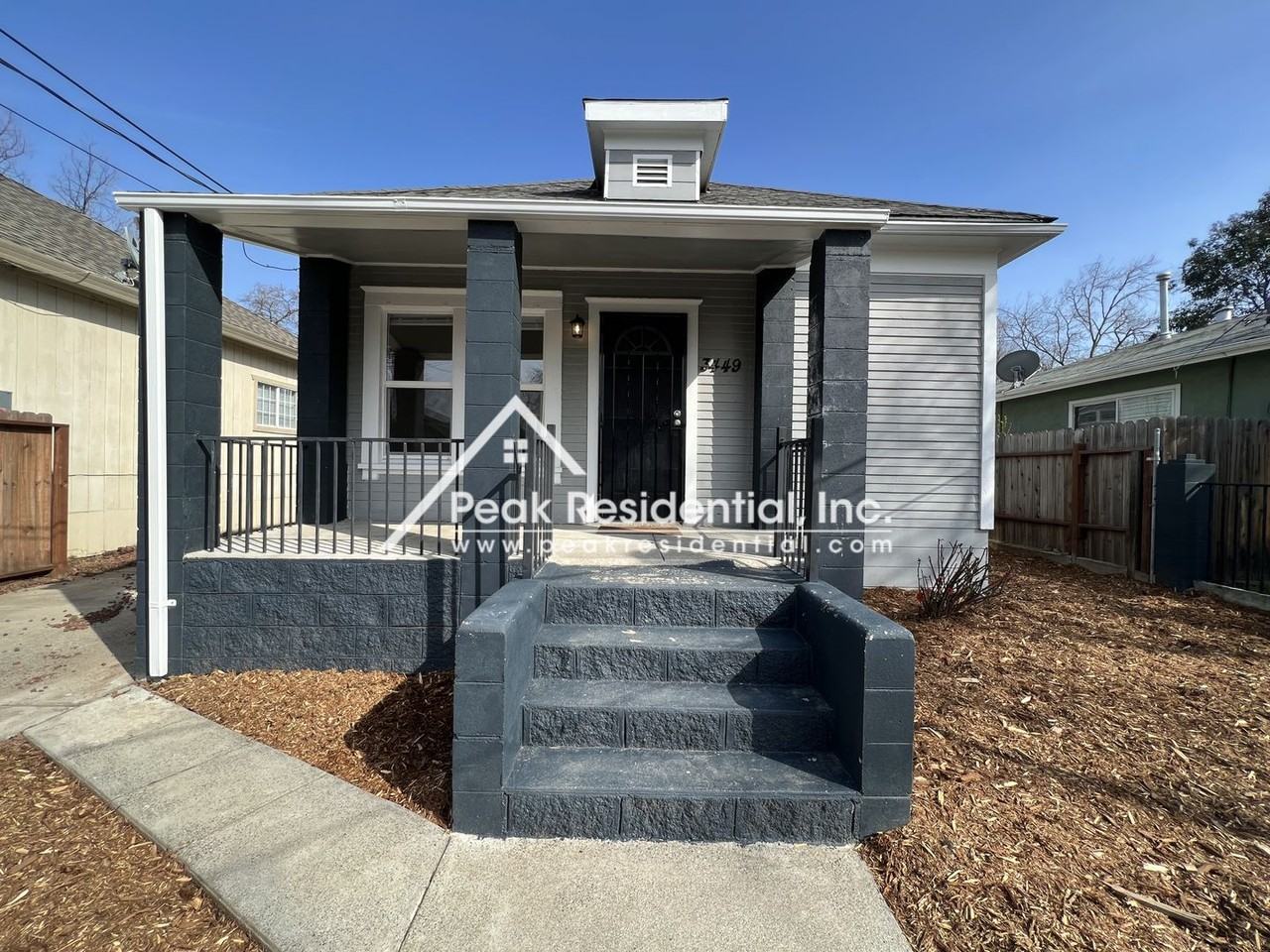 3449 38th St - Photo 3 of 19