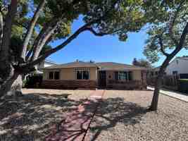 featured image of 112 N Cypress Ave