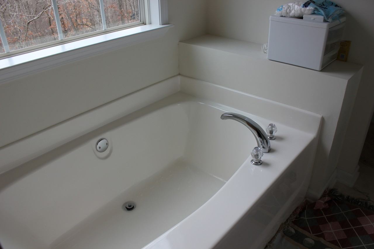 704 Emertrey Dr - Photo 5 of 9