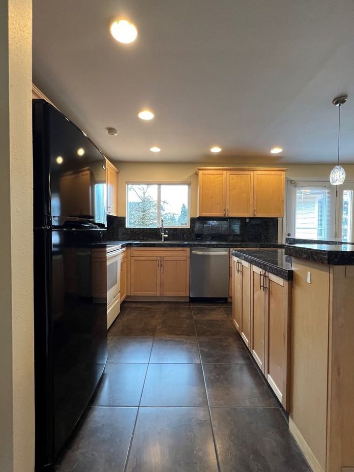 12001 Se 165th St - Photo 6 of 23