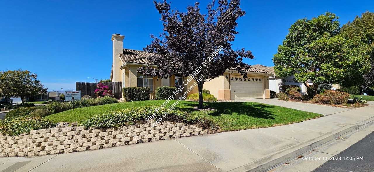 3695 Bellagio Ct - Photo 2 of 43