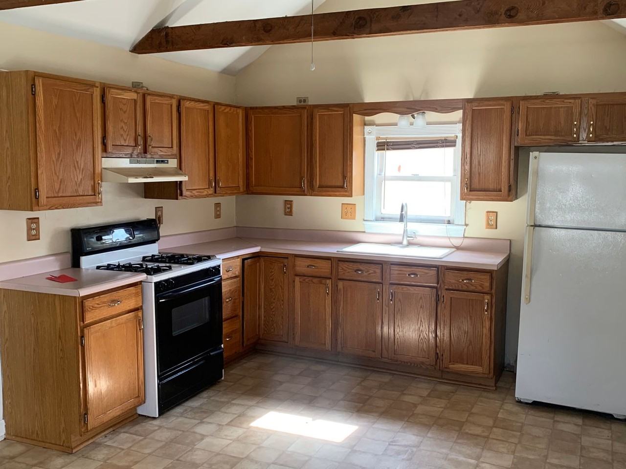 104 N 3rd St - Photo 6 of 18