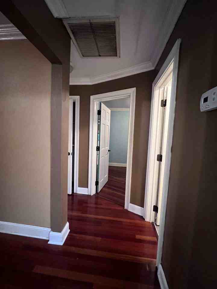 1423 W Humphrey St - Photo 2 of 25