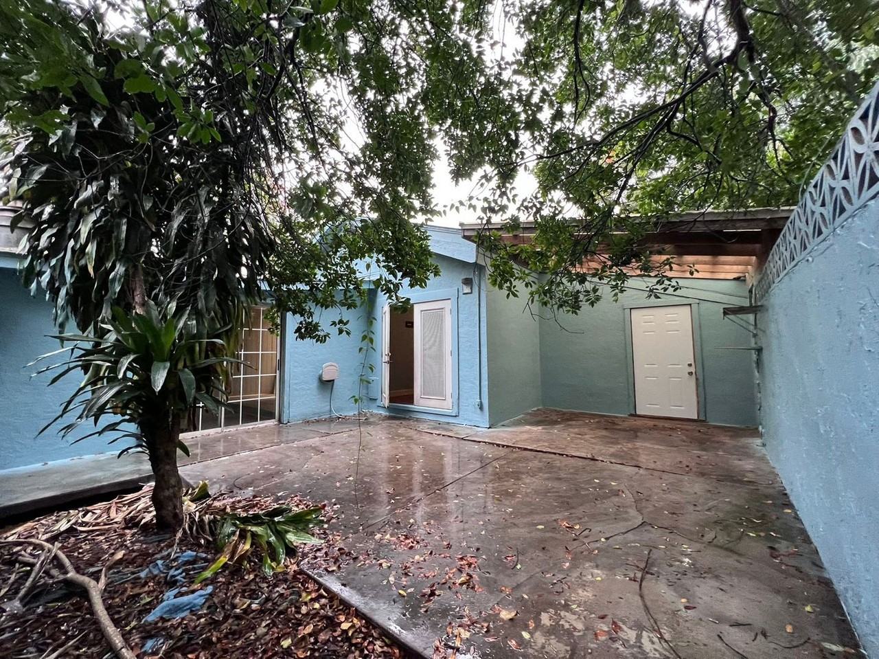 1423 W Humphrey St - Photo 4 of 25